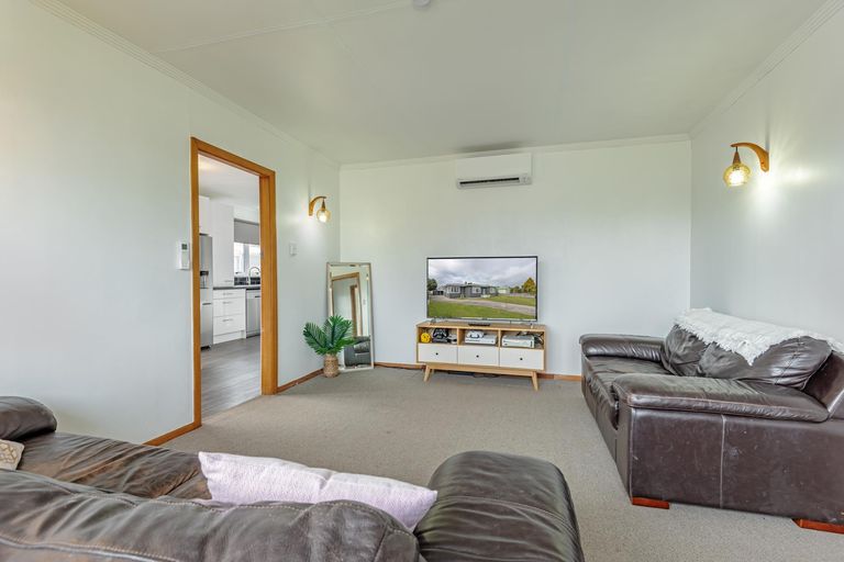 Photo of property in 18 Jackson Avenue, Highbury, Palmerston North, 4412