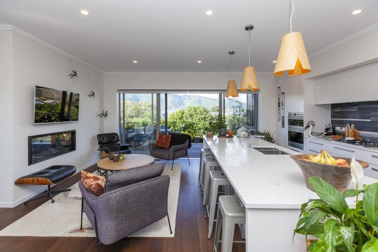 Photo of property in 3 Lamont Place, Waikanae, 5036