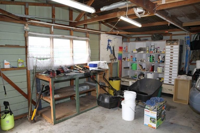 Photo of property in 194 Flaxmere Avenue, Flaxmere, Hastings, 4120