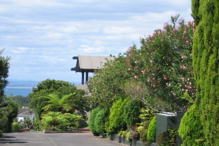 Photo of property in 97 Aberdeen Road, Castor Bay, Auckland, 0620