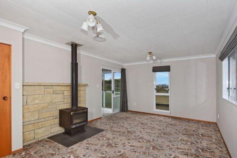 Photo of property in 212 Fairway Drive, Te Kamo, Whangarei, 0112