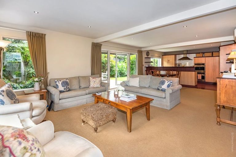 Photo of property in 11a Prossers Road, Saint Martins, Christchurch, 8022