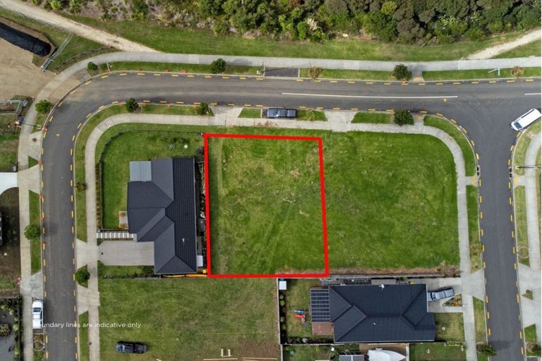 Photo of property in 35 Dame Nganeko Drive, Glenbrook, 2681