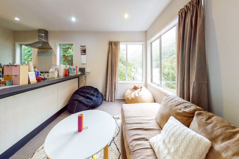 Photo of property in 100b Holloway Road, Aro Valley, Wellington, 6021