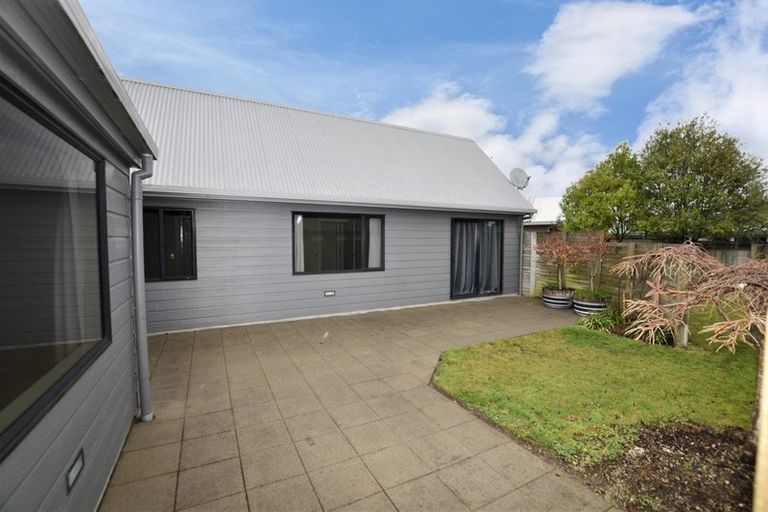 Photo of property in 39 Balmoral Drive, Hilltop, Taupo, 3330
