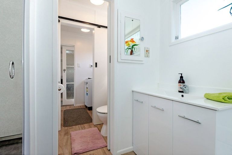 Photo of property in 42 Ida Road, Outer Kaiti, Gisborne, 4010