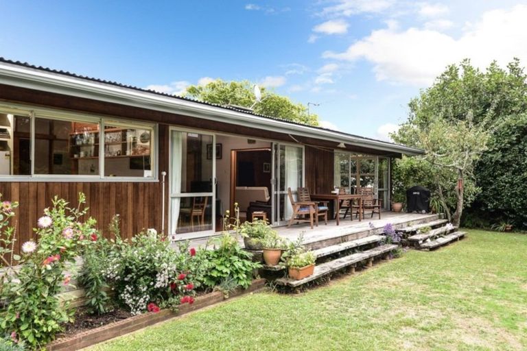 Photo of property in 187 Cambridge Road, Hillcrest, Hamilton, 3216