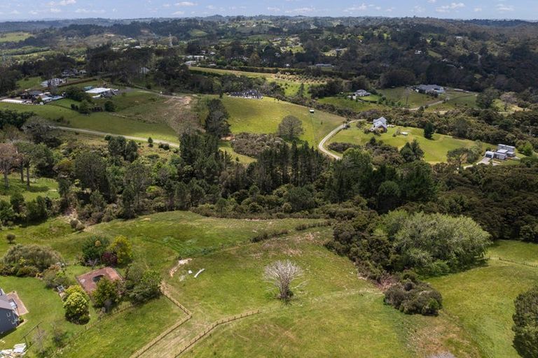 Photo of property in 679 Ridge Road, Riverhead, 0793