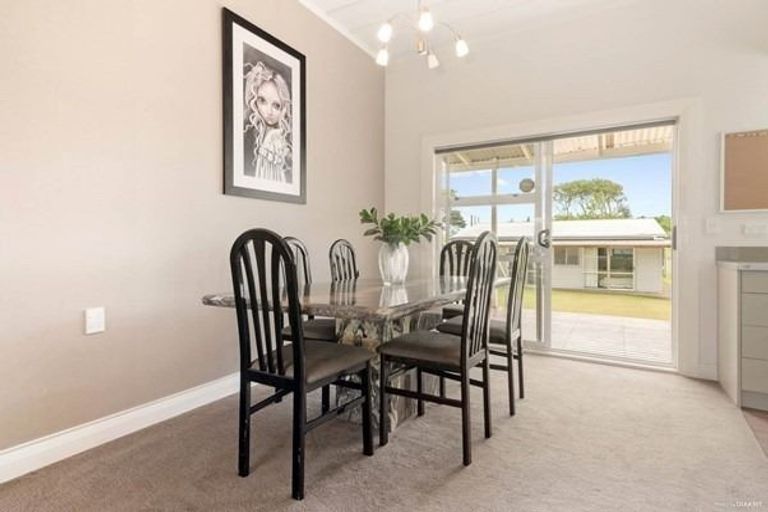 Photo of property in 86 Hull Road, Waiuku, 2682