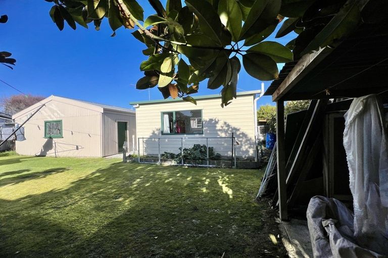 Photo of property in 28 Pine Crescent, Hargest, Invercargill, 9810