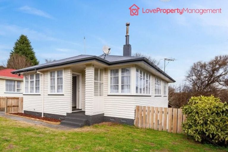 Photo of property in 16 Roslyn Street, Taumarunui, 3920