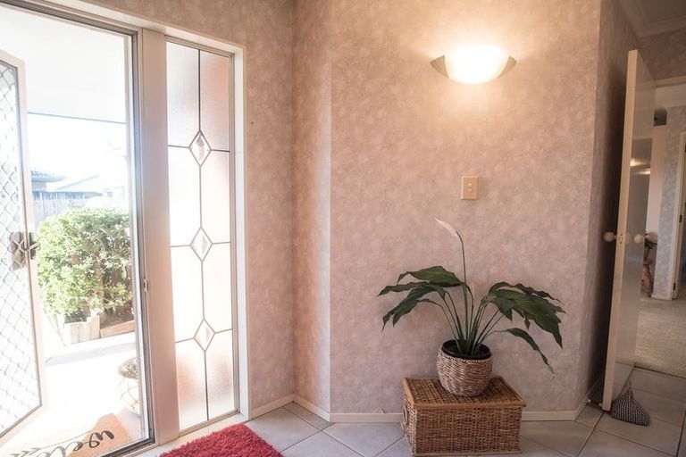 Photo of property in 37 Luculia Drive, Mount Maunganui, 3116