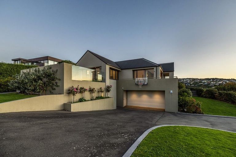 Photo of property in 60 Glenstrae Road, Redcliffs, Christchurch, 8081