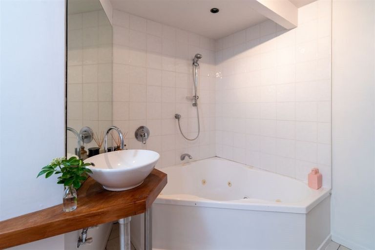 Photo of property in 8-10 Egmont Street, Te Aro, Wellington, 6011