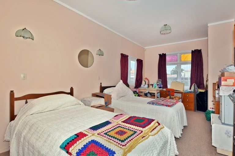 Photo of property in 27 Maunu Road, Avenues, Whangarei, 0110