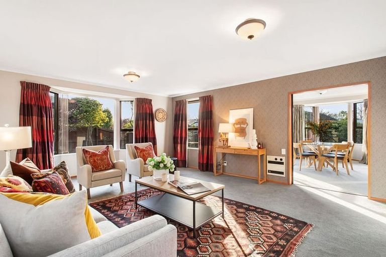 Photo of property in 1/8 Tuscany Place, Beckenham, Christchurch, 8023