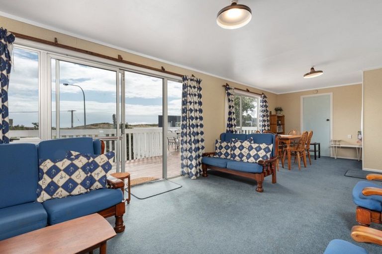 Photo of property in 1338 Papamoa Beach Road, Papamoa Beach, Papamoa, 3118