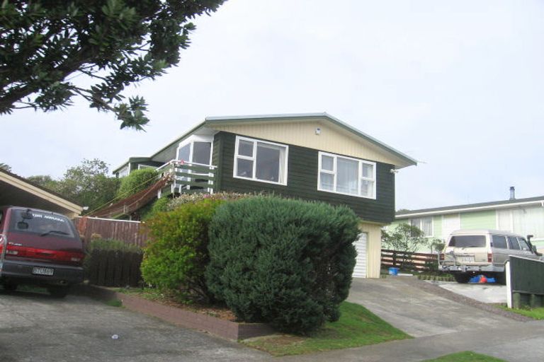 Photo of property in 137 Conclusion Street, Ascot Park, Porirua, 5024
