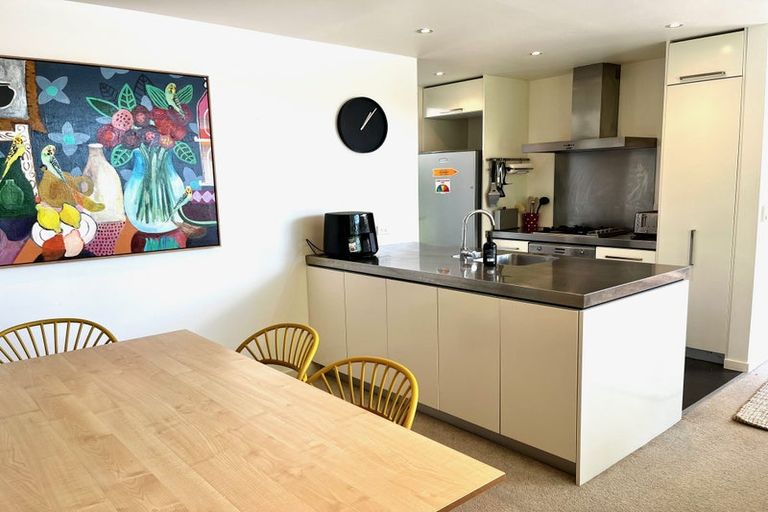 Photo of property in 37e Ngaio Road, Kelburn, Wellington, 6012