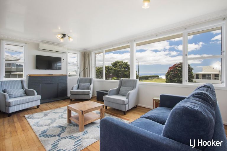 Photo of property in 2 Hillary Street, Waihi Beach, 3611