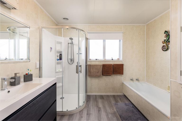 Photo of property in 11 Oxford Street, Waimate, 7924