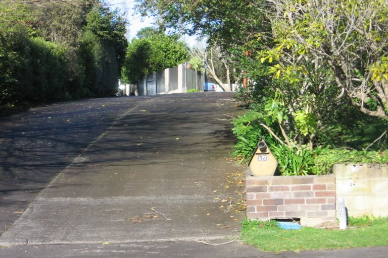 Photo of property in 17 Fratley Avenue, Farm Cove, Auckland, 2012