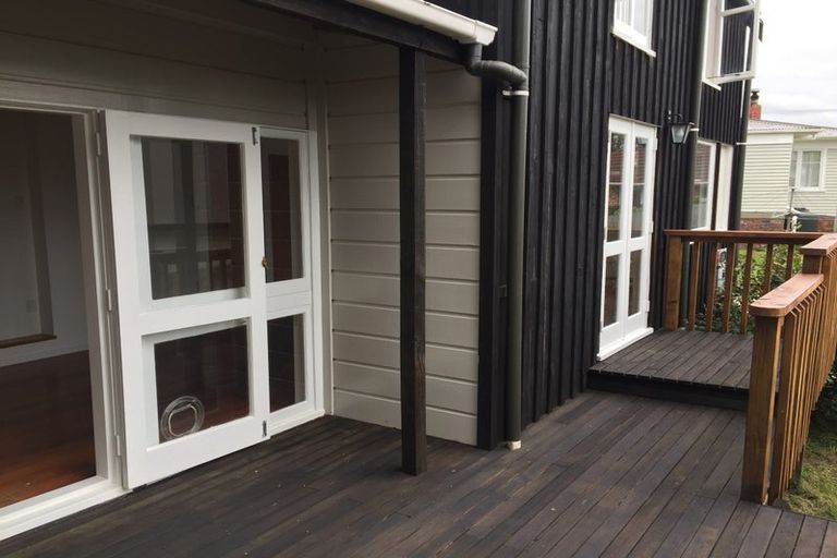 Photo of property in 112a Rosier Road, Glen Eden, Auckland, 0602