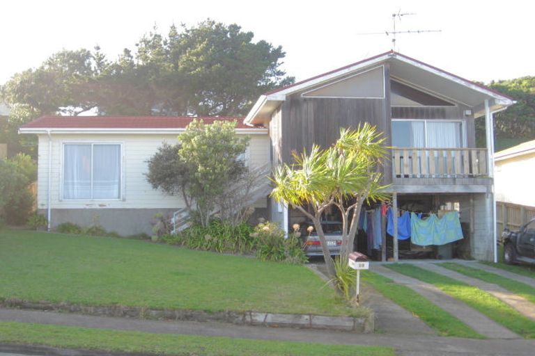 Photo of property in 30 Rothwell Street, Titahi Bay, Porirua, 5022