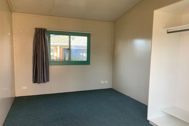 Photo of property in 8a Newnham Terrace, Upper Riccarton, Christchurch, 8041
