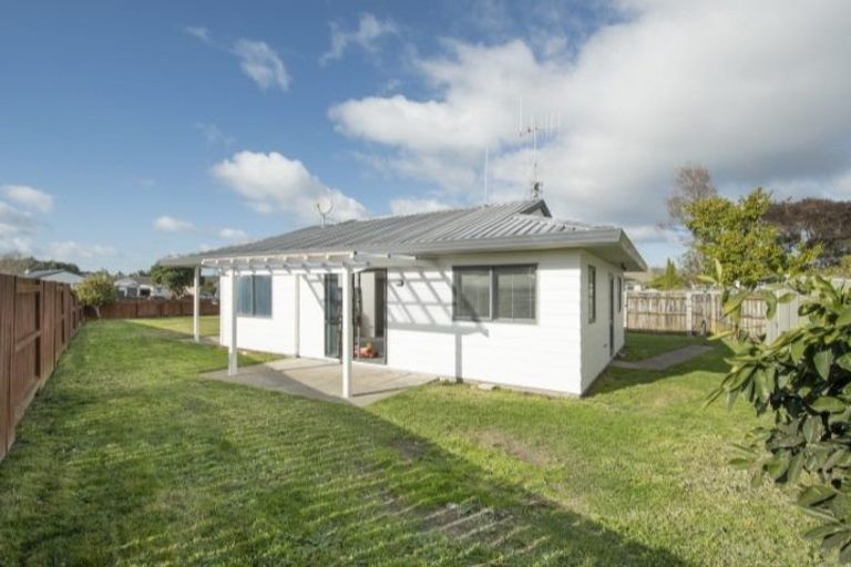 Photo of property in 15a Belray Place, Papamoa Beach, Papamoa, 3118