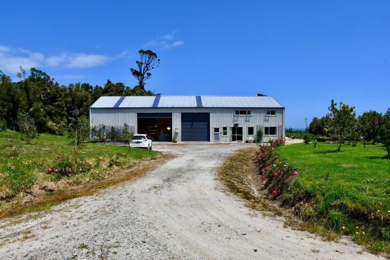Photo of property in 49 Kongahu Swamp Road, Karamea, 7893