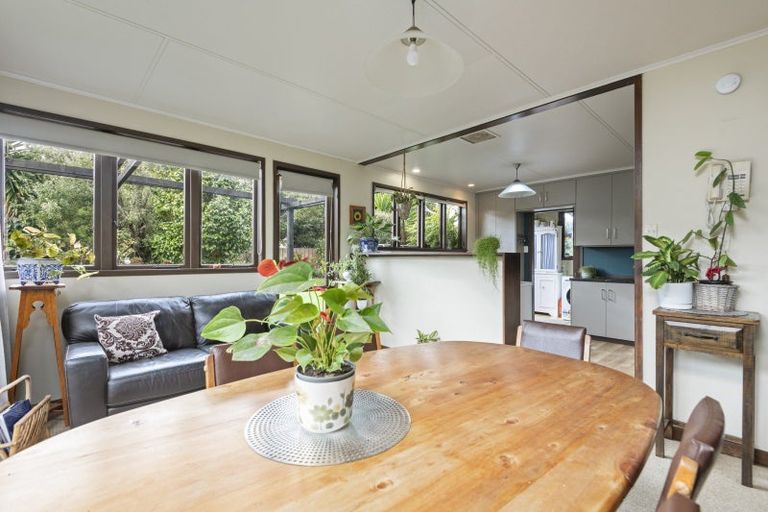 Photo of property in 14 Rakino Place, Awapuni, Palmerston North, 4412