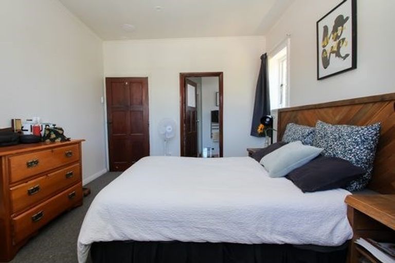 Photo of property in 2 Bains Avenue, Hamilton East, Hamilton, 3216