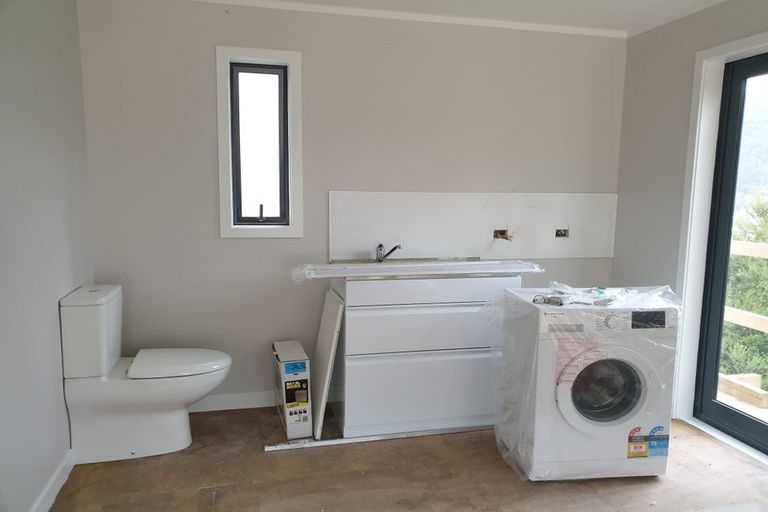 Photo of property in 11 Holborn Drive, Stokes Valley, Lower Hutt, 5019