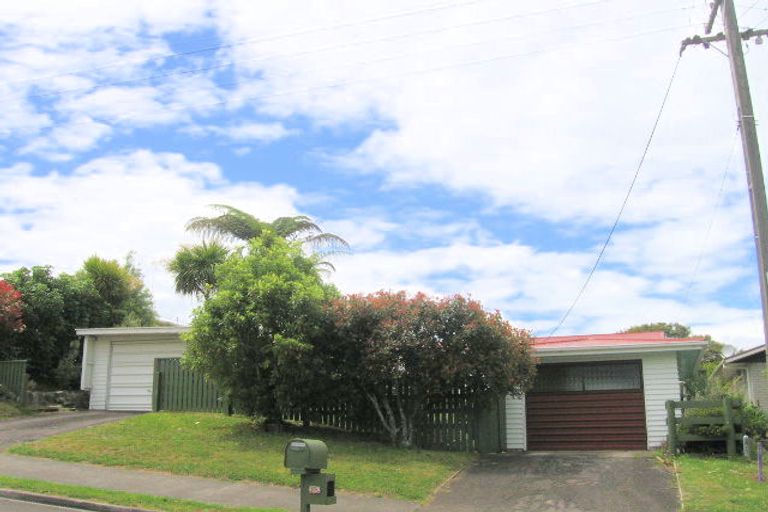 Photo of property in 18 Mcdonnell Street, Omokoroa, 3114