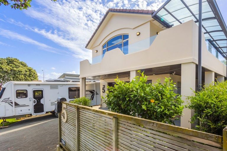Photo of property in 5 Yale Street, Mount Maunganui, 3116
