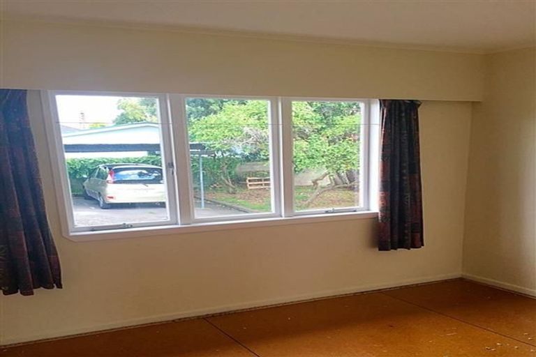 Photo of property in 3/33 Rodney Street, Howick, Auckland, 2014