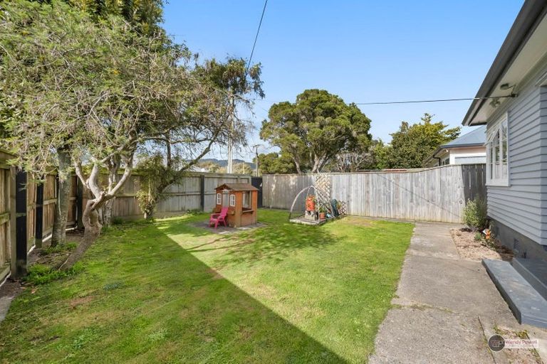 Photo of property in 3 Scanlan Street, Avalon, Lower Hutt, 5011
