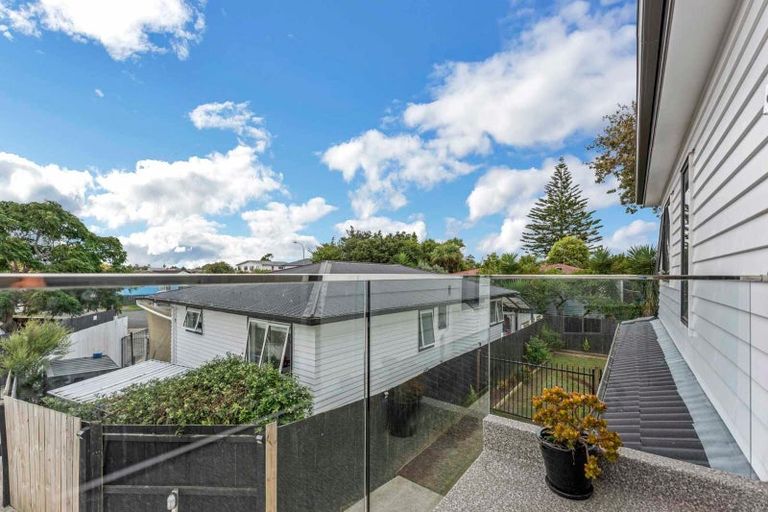 Photo of property in 14a Harrow Place, Manurewa, Auckland, 2102