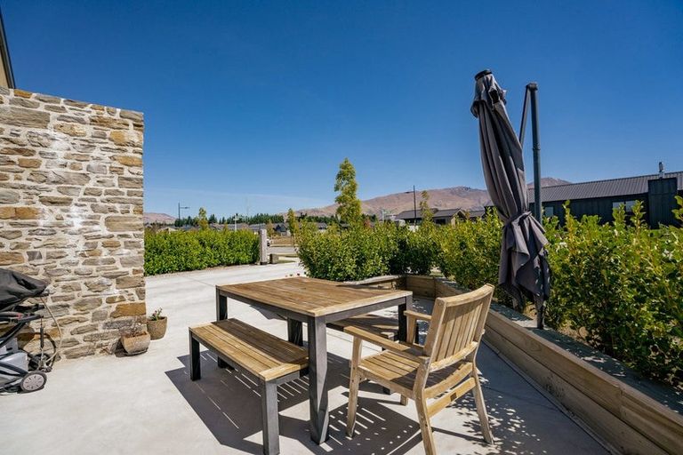 Photo of property in Northlake, 10 Riverslea Road, Wanaka, 9305