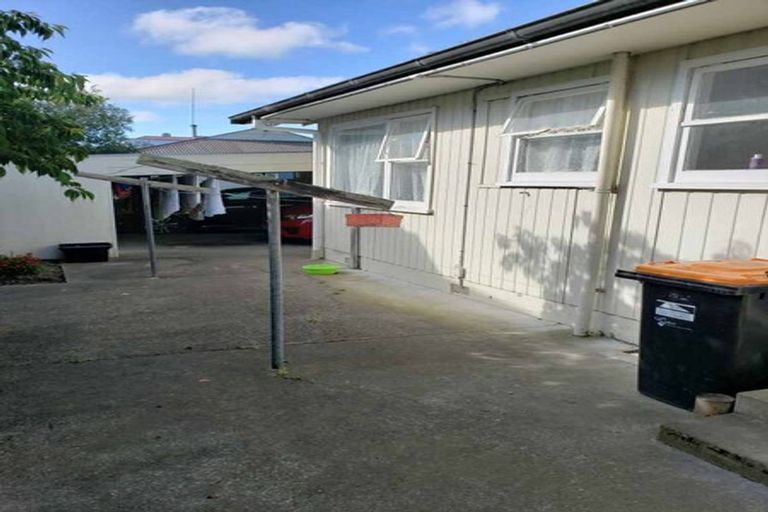 Photo of property in 17g Albert Street, Palmerston North, 4414