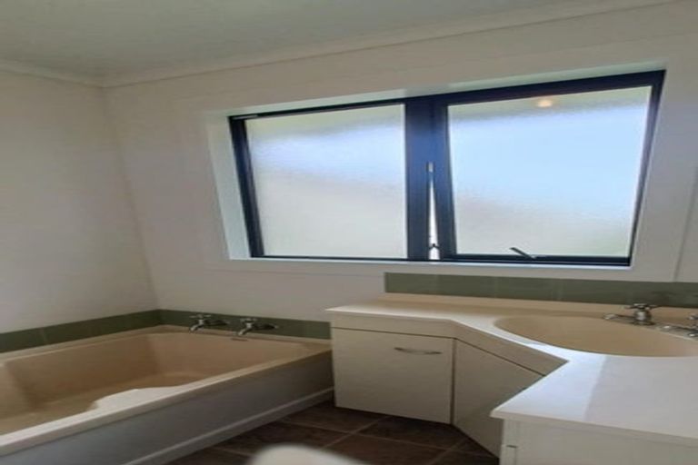 Photo of property in 83 Albert Street, Winton, 9720