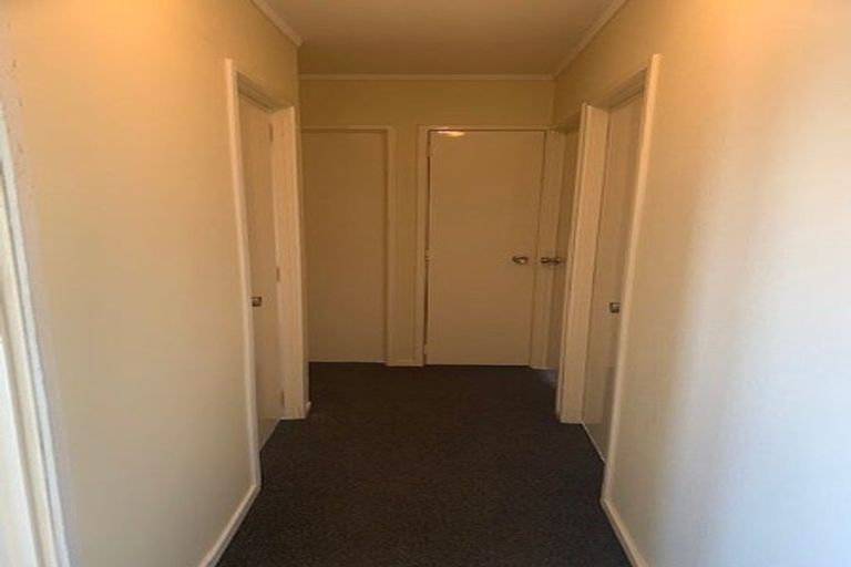 Photo of property in 8 Janese Place, Weymouth, Auckland, 2103