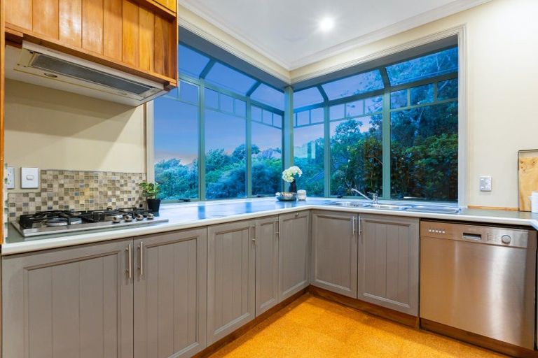 Photo of property in 12 Bladon Terrace, Ngaio, Wellington, 6035