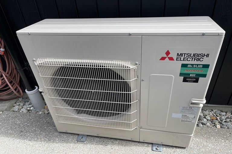 Photo of property in 21 Red Cottage Drive, Lake Hayes, Queenstown, 9304