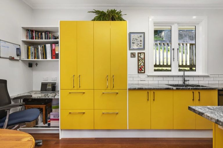 Photo of property in 105 Volga Street, Island Bay, Wellington, 6023