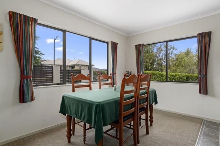 Photo of property in 52 Inverness Drive, Pyes Pa, Tauranga, 3112