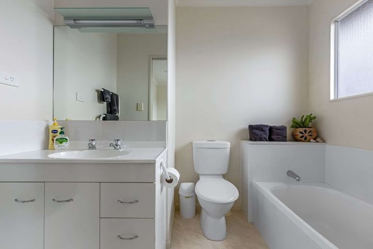 Photo of property in 17 Division Street, Matata, Whakatane, 3194