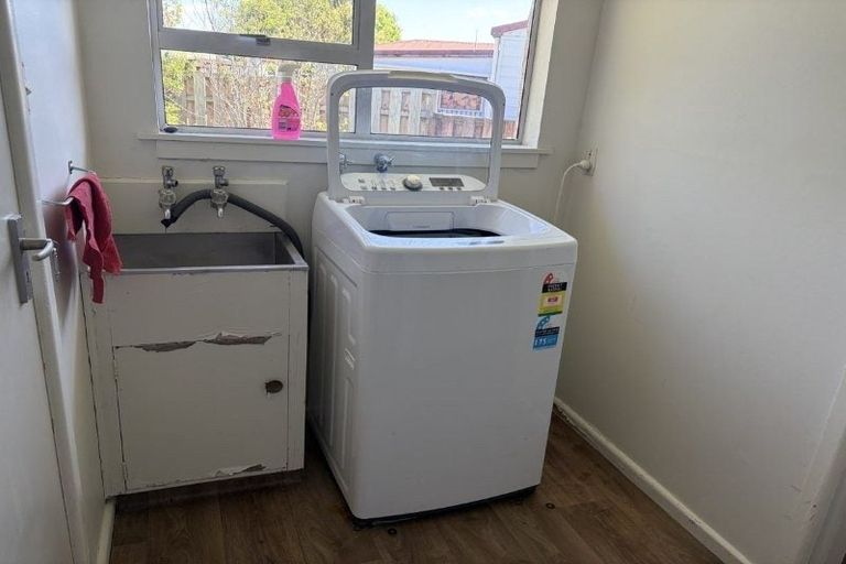 Photo of property in 12 Coates Place, Rangiora, 7400