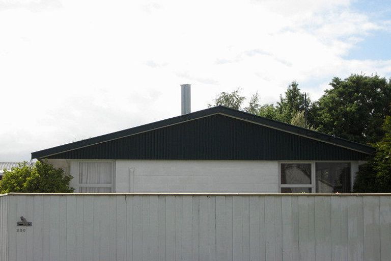 Photo of property in 250 Grimseys Road, Redwood, Christchurch, 8051